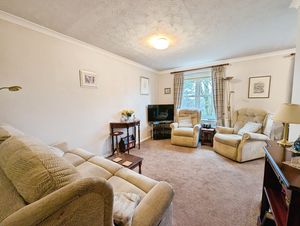 Photo 11- click for photo gallery